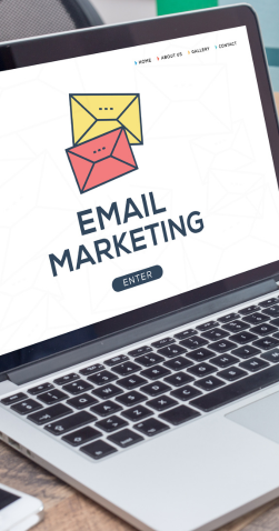 Email Marketing & CRM